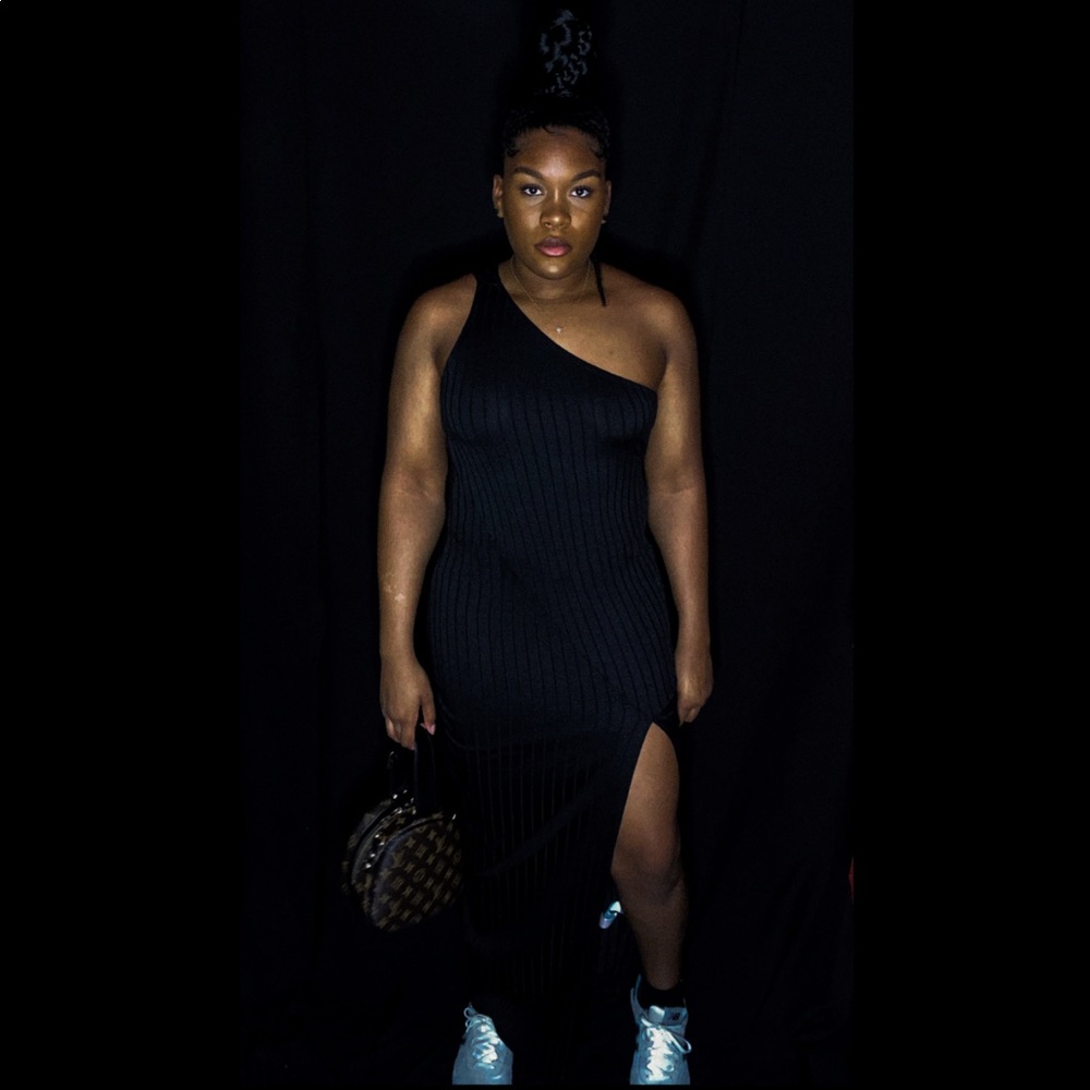 Meet your Posher, Angelique